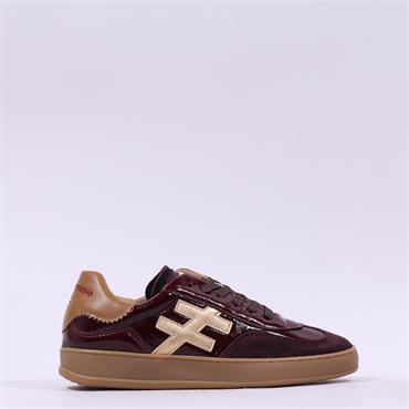 Another Trend Iconic II Gumsole Trainer - Burgundy Gold